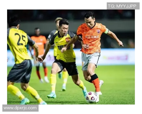 广州篮球队以75分领跑精英赛积分榜展现强大实力与竞争优势 广州篮球队以75分领跑精英赛积分榜展现强大实力与竞争优势