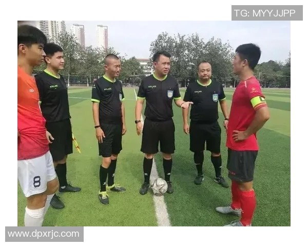 田亮足球明星身份揭秘他与足球的故事与成就分析