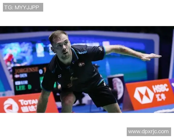 重庆羽毛球队在钻石联赛中的团队协作表现值得赞赏与反思