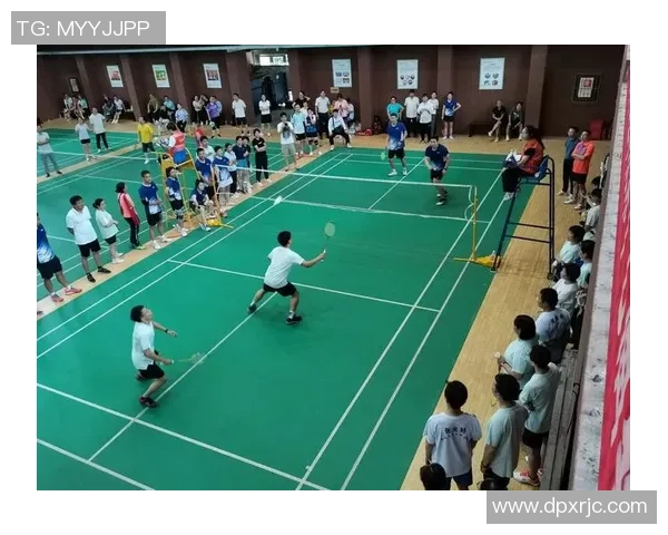 西安羽毛球队精英赛表现分析团队协作的重要性与亮点