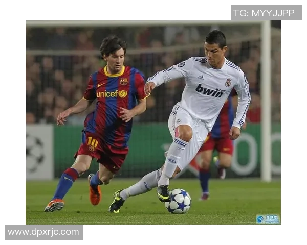 彩旗足球明星盘点及其在球场上的精彩表现与成就分析